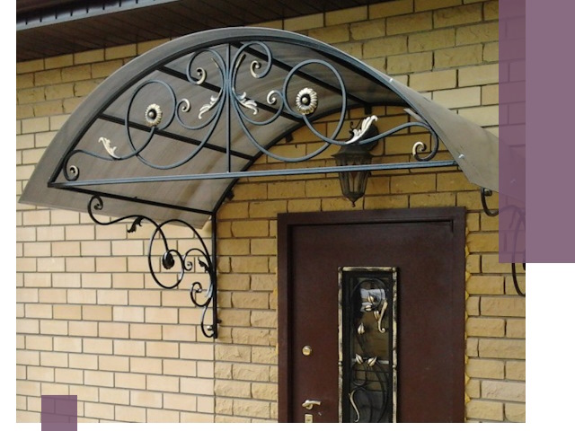 Изготовление козырьков из металла под ключ в Зиме