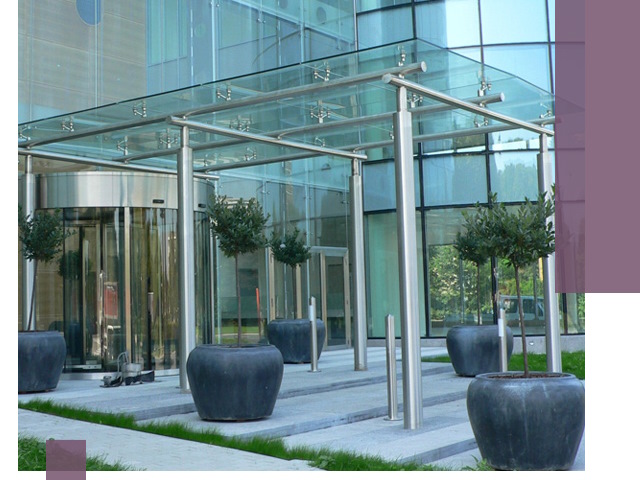 Навесы из стекла на заказ в Зиме — монтаж и установка