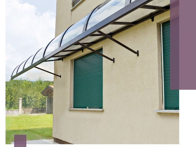 Козырьки над окнами в Зиме — изготовление и монтаж по выгоде